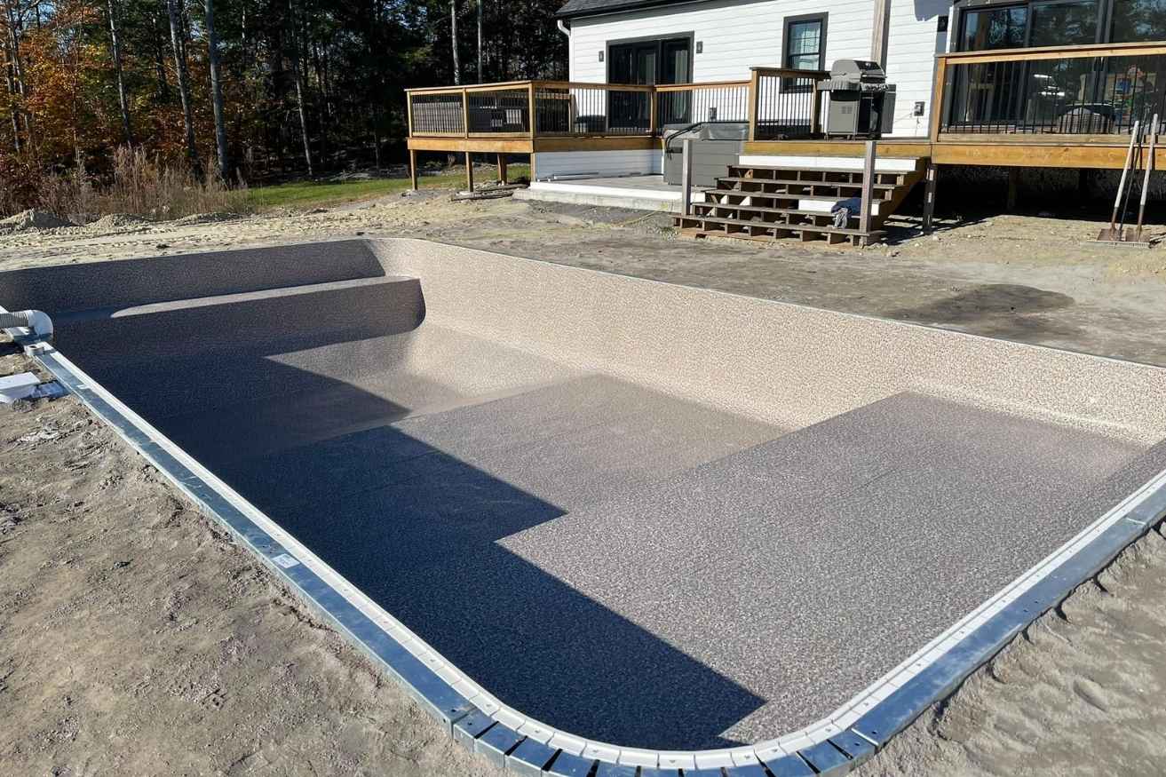 Pool Liner Problems Pool Liner Repair in Central Maine | Merit Pools & Spas